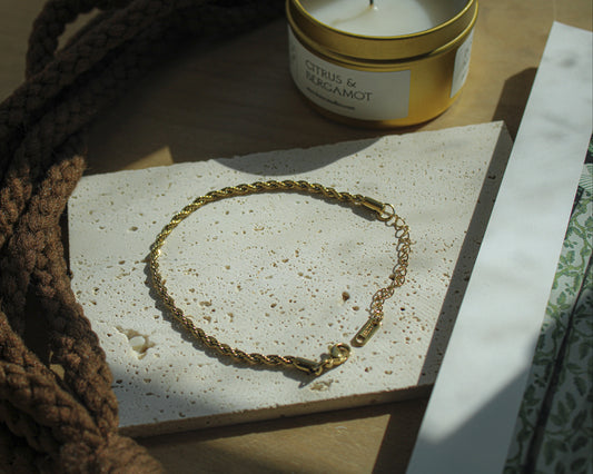 The Braided Bracelet - Gold