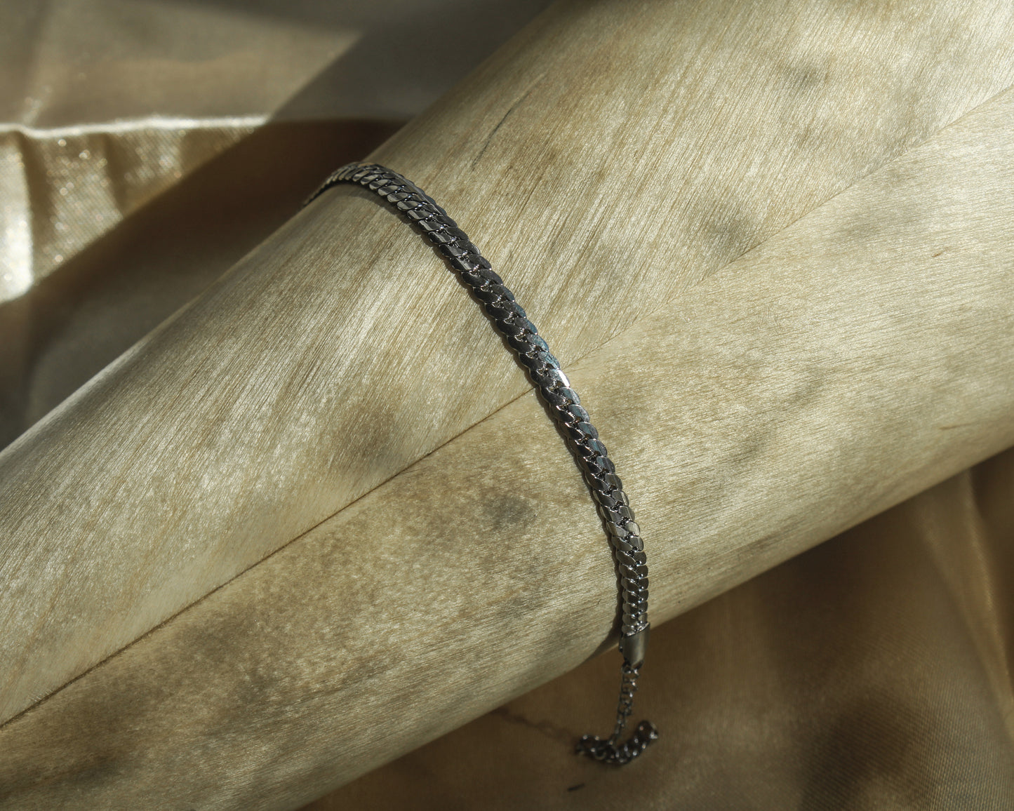 The Flat Braided Bracelet - Silver