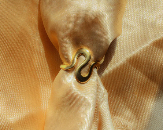 The Squiggle Ring - Gold