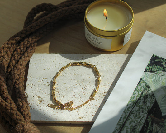 The Twisted Chain Bracelet - Gold