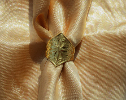 The Star Emblem Ring - Gold